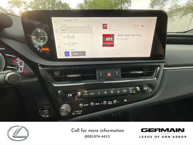new 2025 Lexus ES 300h car, priced at $49,926