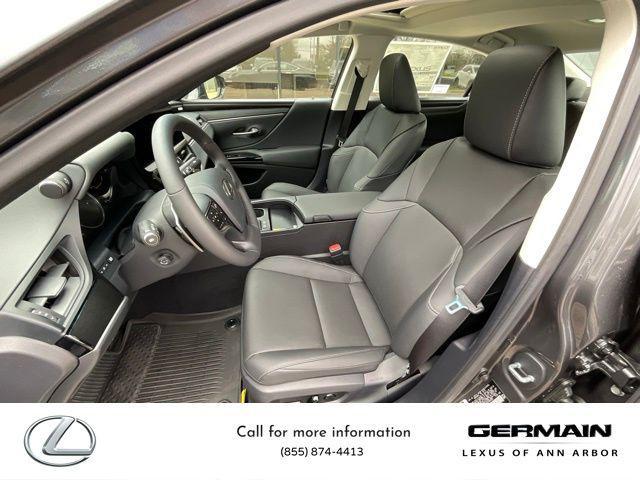 new 2025 Lexus ES 300h car