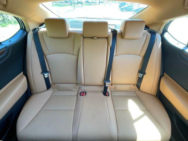 used 2022 Lexus ES 350 car, priced at $37,495