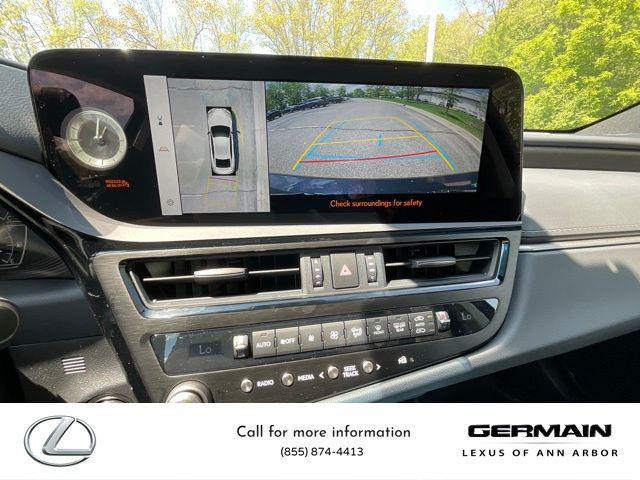 new 2025 Lexus ES 300h car