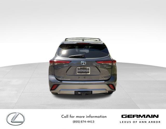 used 2023 Toyota Highlander Hybrid car, priced at $49,995