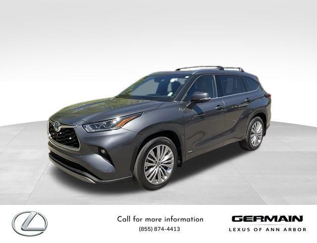 used 2023 Toyota Highlander Hybrid car, priced at $49,995