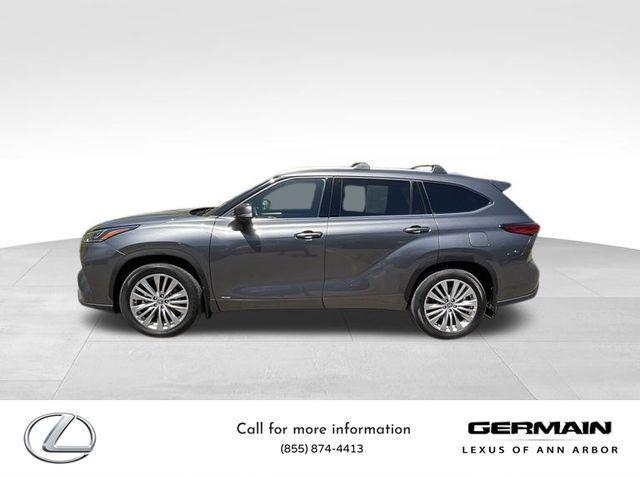 used 2023 Toyota Highlander Hybrid car, priced at $49,995