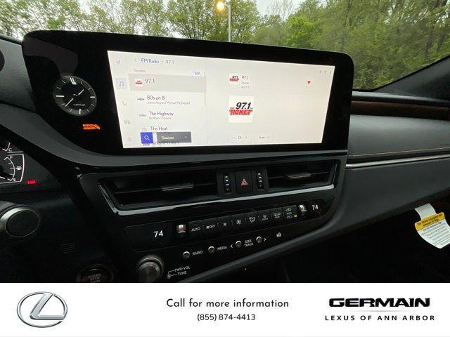 new 2025 Lexus ES 350 car, priced at $46,728