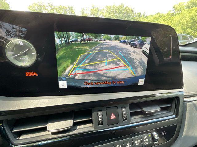 used 2025 Lexus ES 350 car, priced at $42,995