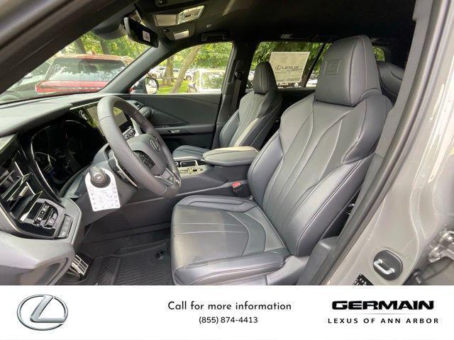 new 2025 Lexus TX 500h car, priced at $72,384