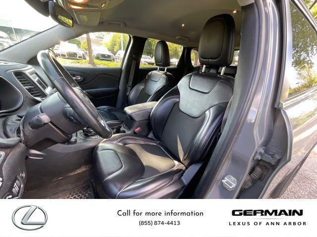 used 2019 Jeep Cherokee car, priced at $16,995