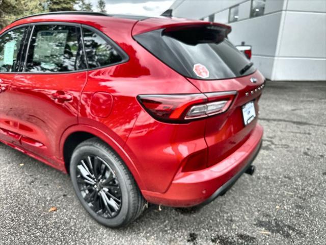 new 2025 Ford Escape car, priced at $39,636