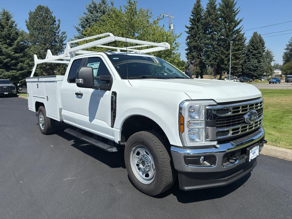 new 2025 Ford F-350 car, priced at $58,113
