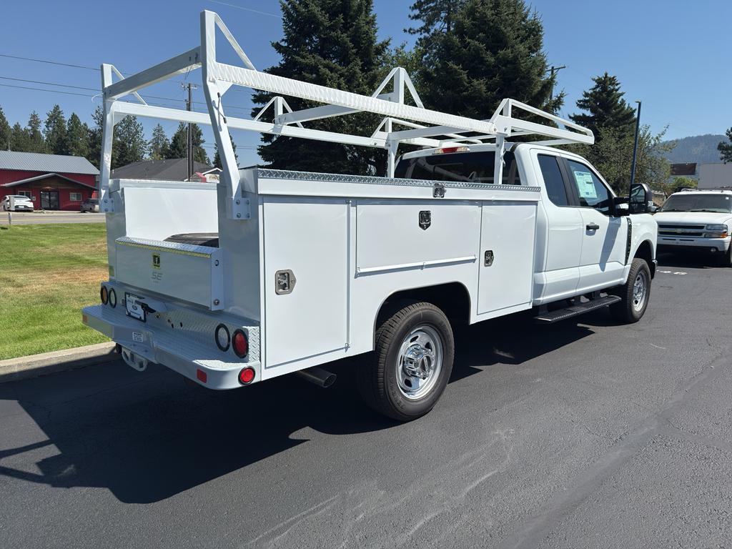 new 2025 Ford F-350 car, priced at $58,113