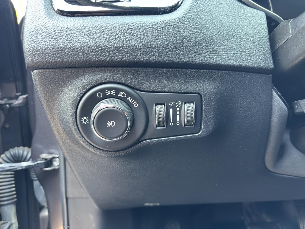 used 2019 Jeep Compass car, priced at $20,488