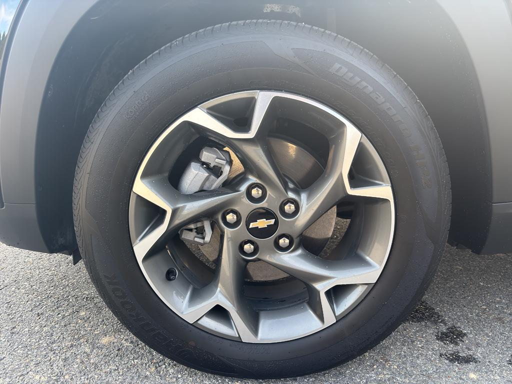 used 2025 Chevrolet Trax car, priced at $24,580