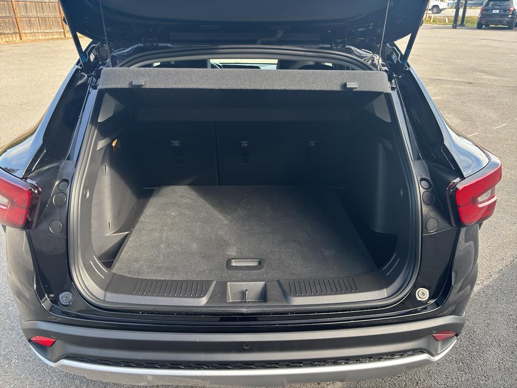 used 2025 Chevrolet Trax car, priced at $24,580