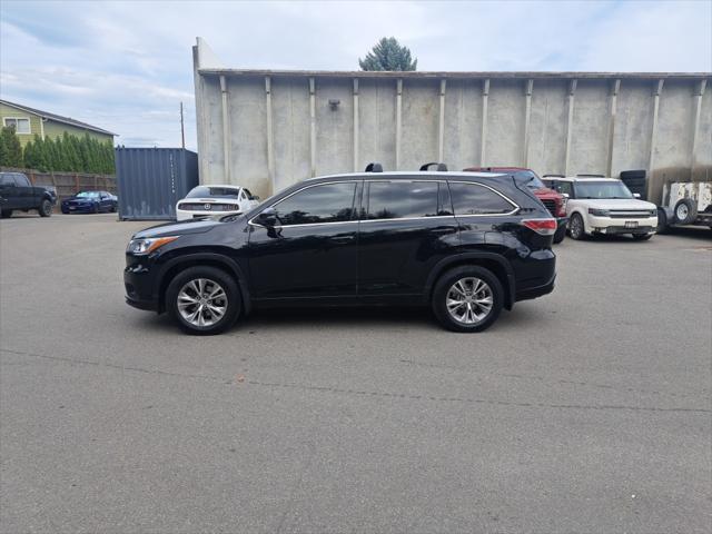 used 2015 Toyota Highlander car, priced at $22,875