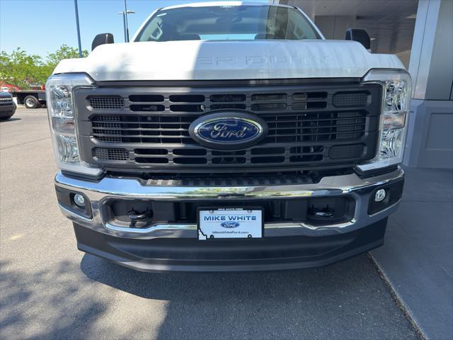 new 2025 Ford F-250 car, priced at $53,625