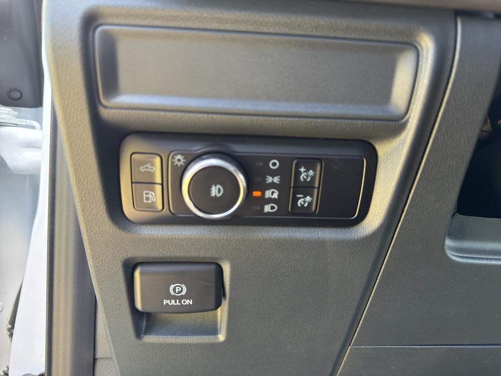 new 2025 Ford F-150 car, priced at $52,007