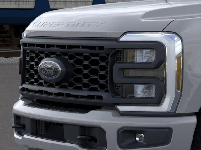 new 2025 Ford F-350 car, priced at $85,575