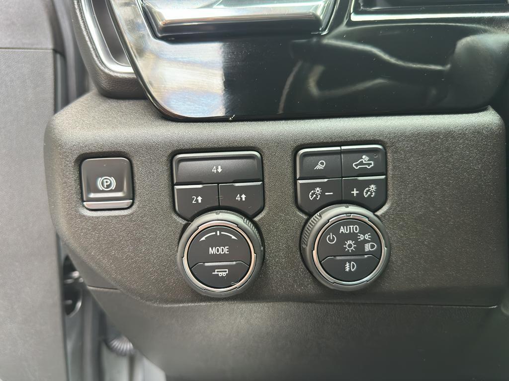 used 2025 Chevrolet Silverado 2500 car, priced at $58,358