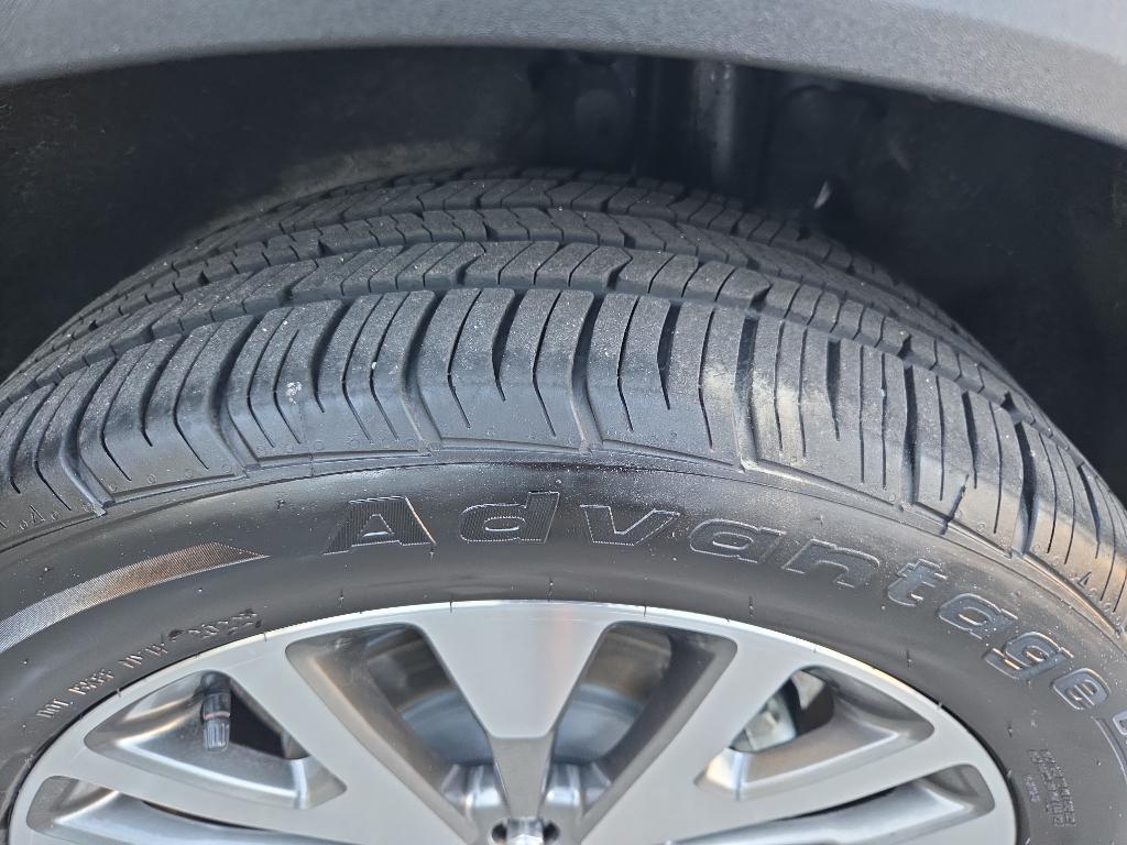 used 2021 Ford Escape car, priced at $27,631