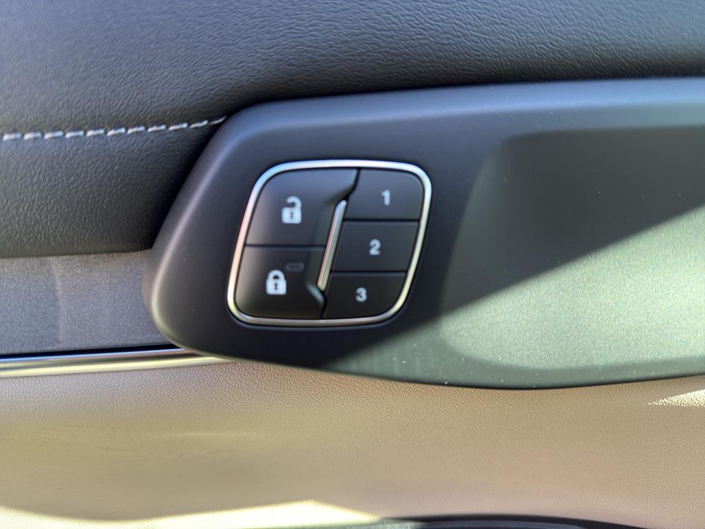 new 2025 Ford Ranger car, priced at $52,490