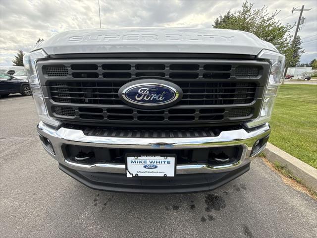 new 2025 Ford F-350 car, priced at $67,000