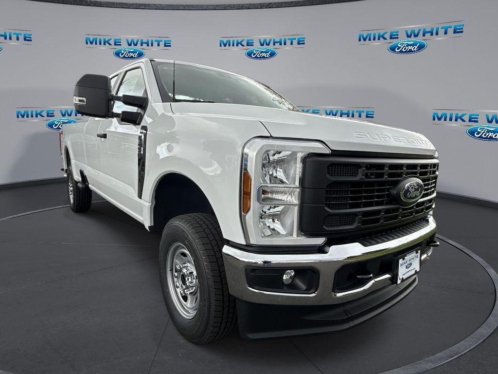 new 2025 Ford F-250 car, priced at $52,640