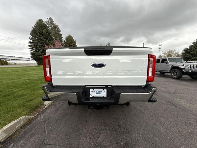 new 2025 Ford F-250 car, priced at $52,640