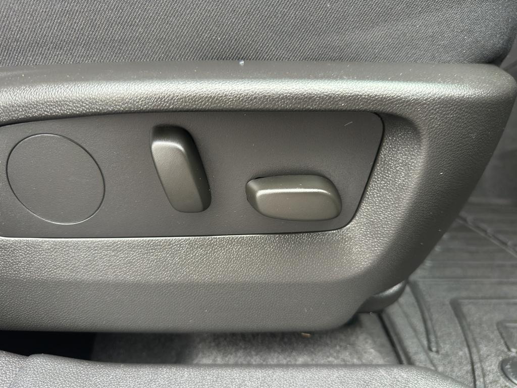 used 2023 Buick Envision car, priced at $36,675
