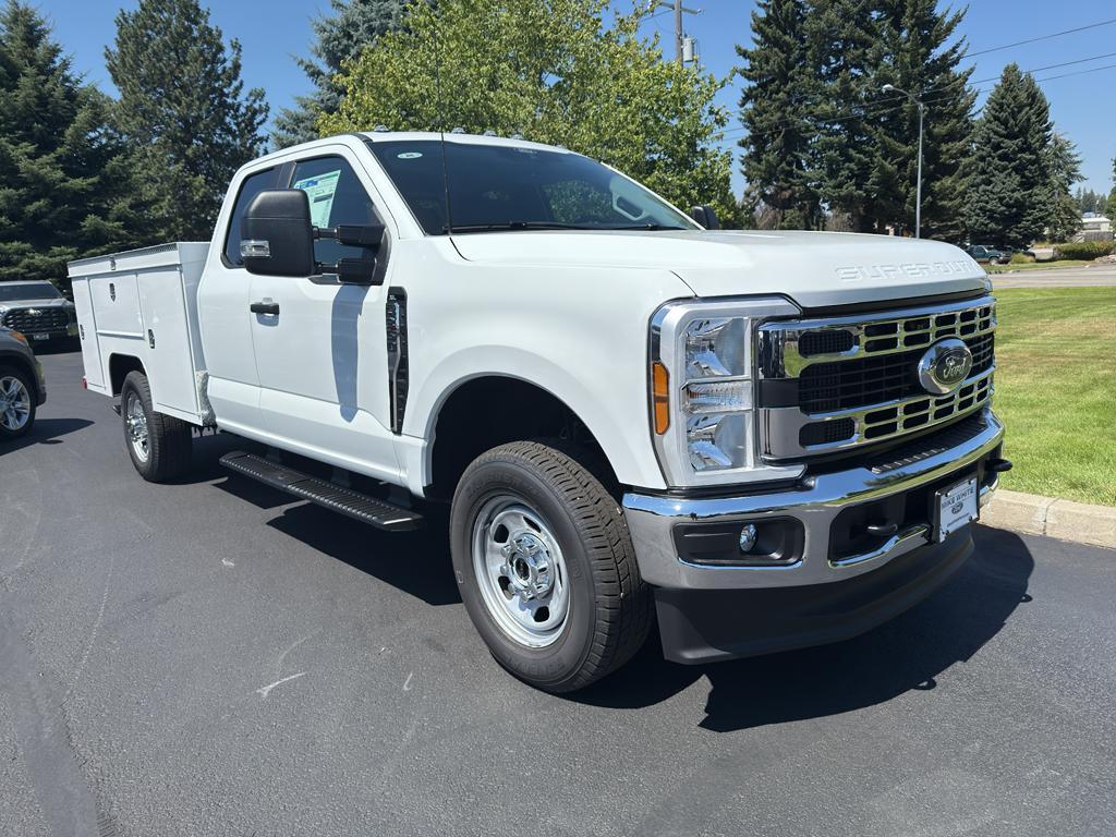 new 2025 Ford F-350 car, priced at $58,113