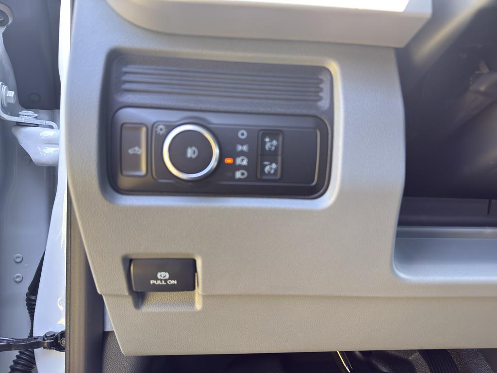 new 2025 Ford F-350 car, priced at $58,113