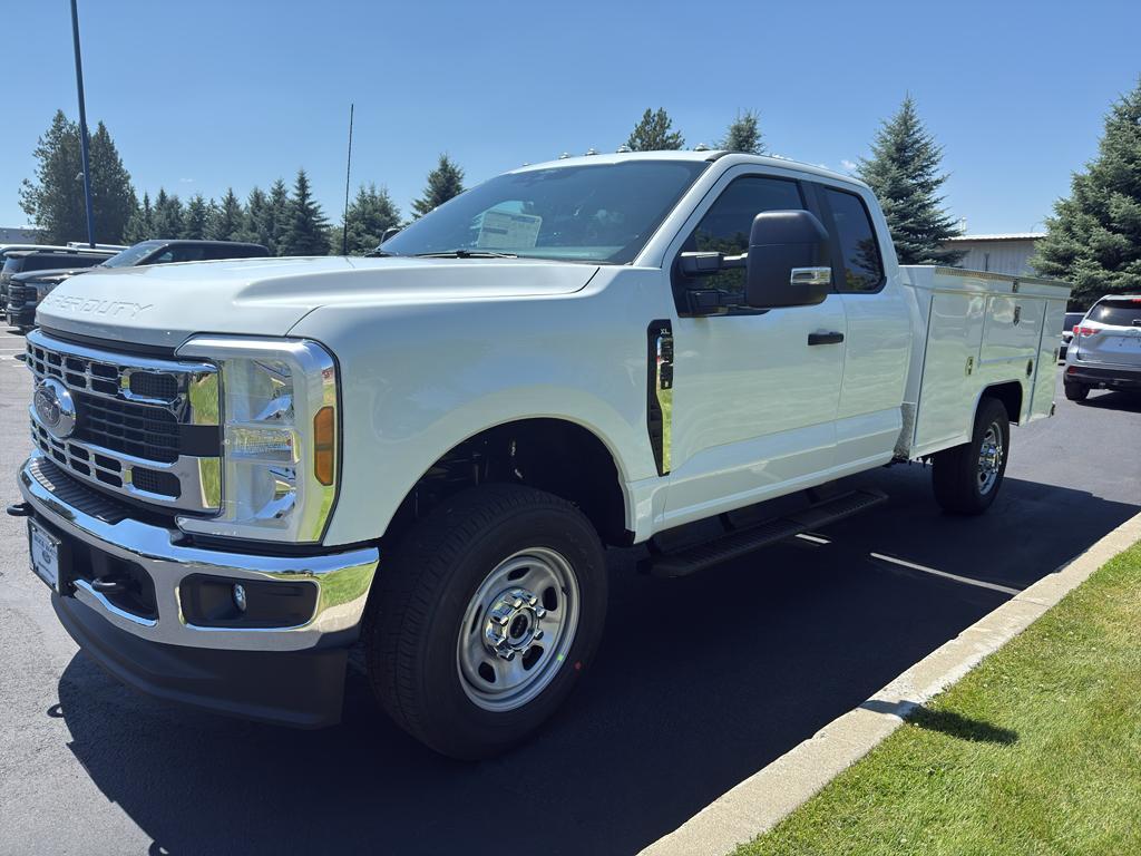 new 2025 Ford F-350 car, priced at $58,113