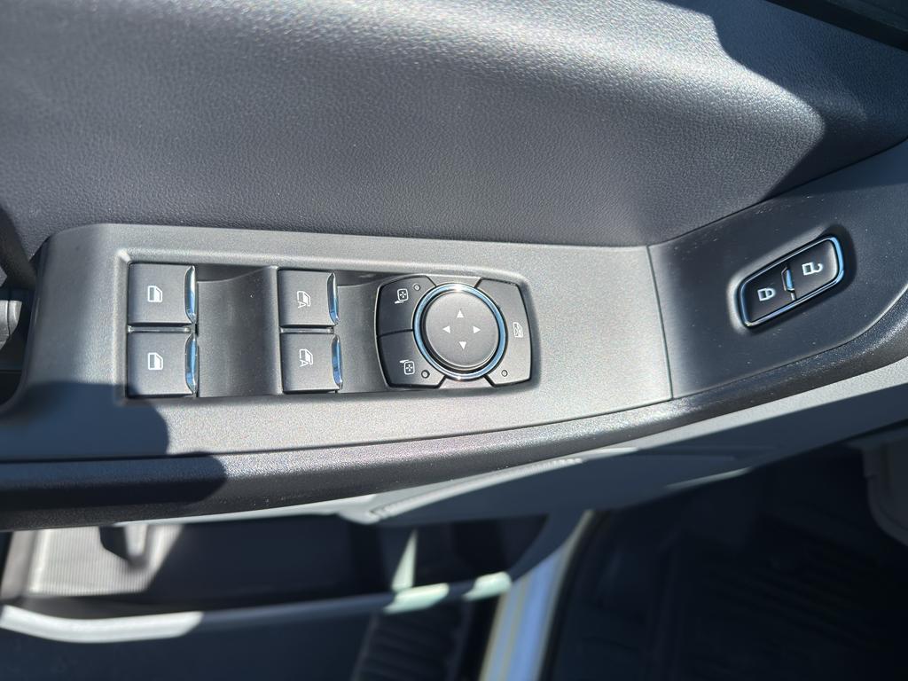 new 2025 Ford F-350 car, priced at $58,113