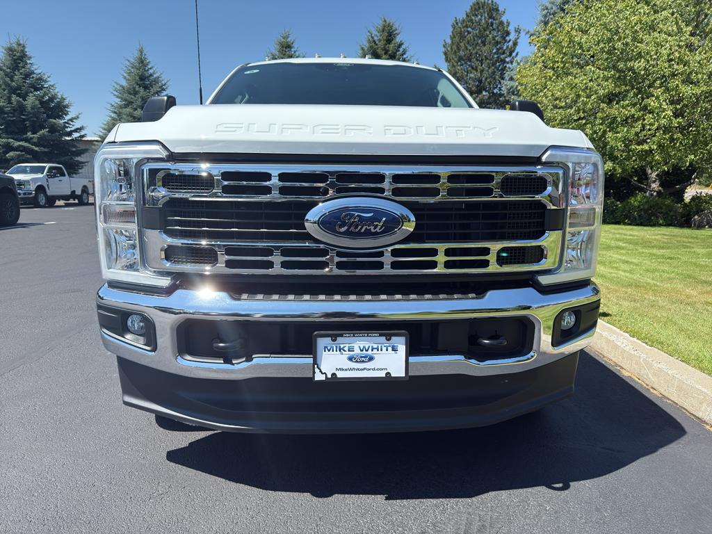 new 2025 Ford F-350 car, priced at $58,310