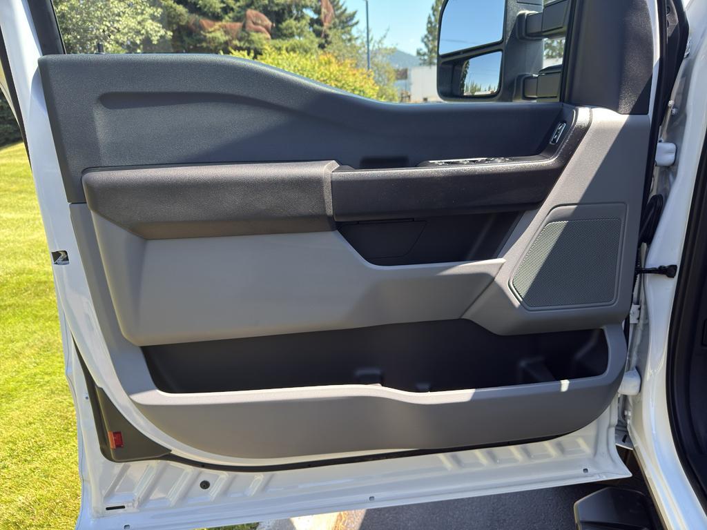 new 2025 Ford F-350 car, priced at $58,310