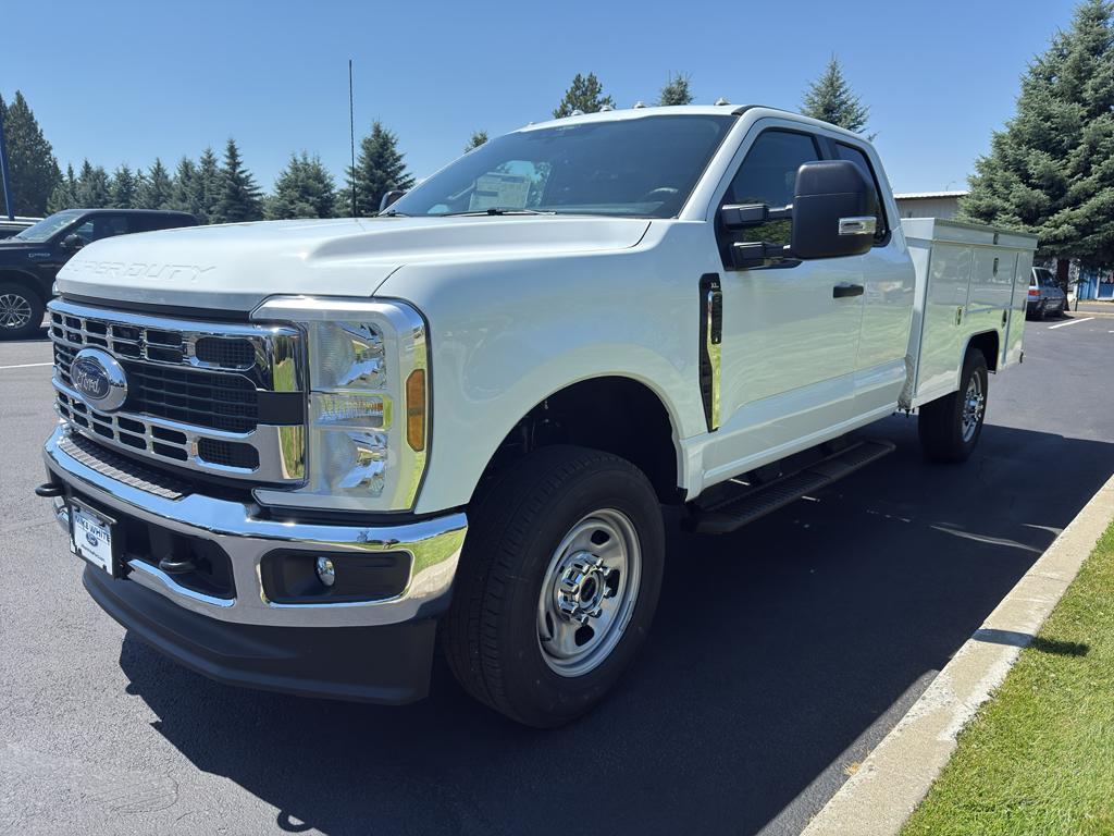 new 2025 Ford F-350 car, priced at $58,310