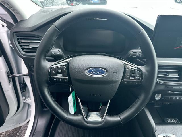 new 2025 Ford Escape PHEV car, priced at $38,046