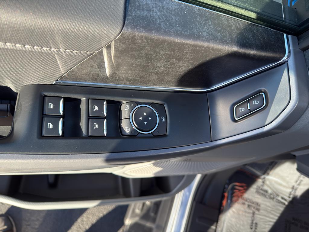 new 2025 Ford F-150 Lightning car, priced at $76,925