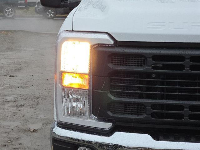 new 2024 Ford F-350 car, priced at $55,294