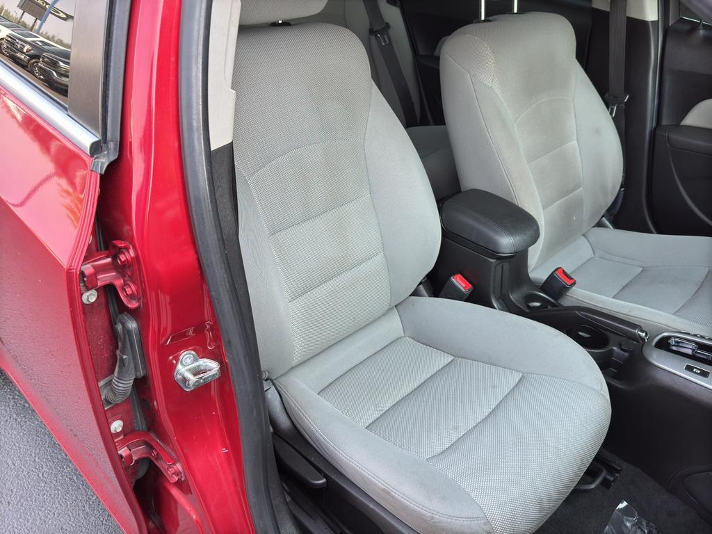 used 2014 Chevrolet Cruze car, priced at $7,995