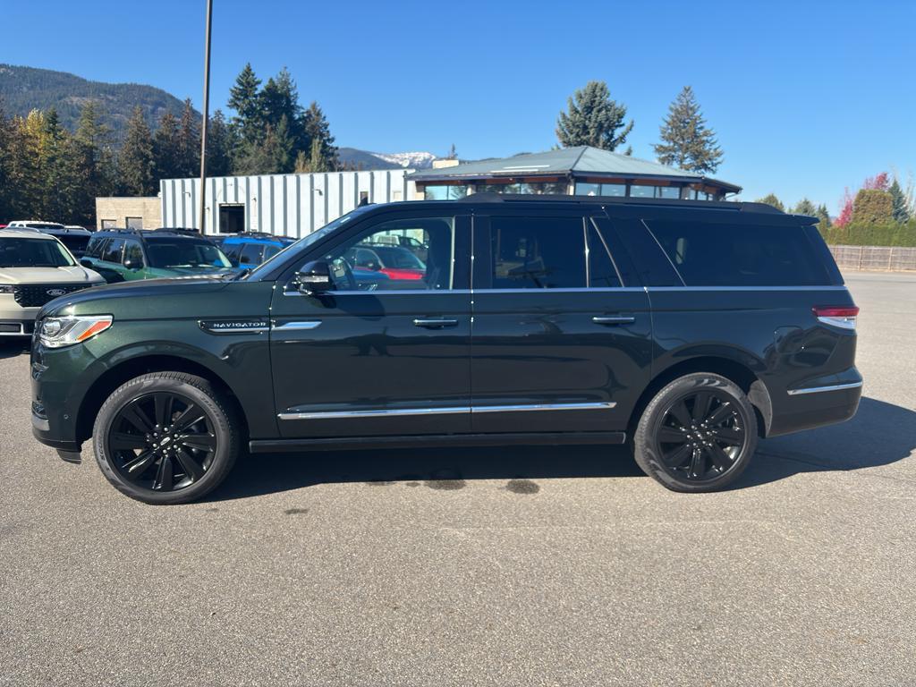 used 2024 Lincoln Navigator car, priced at $92,584