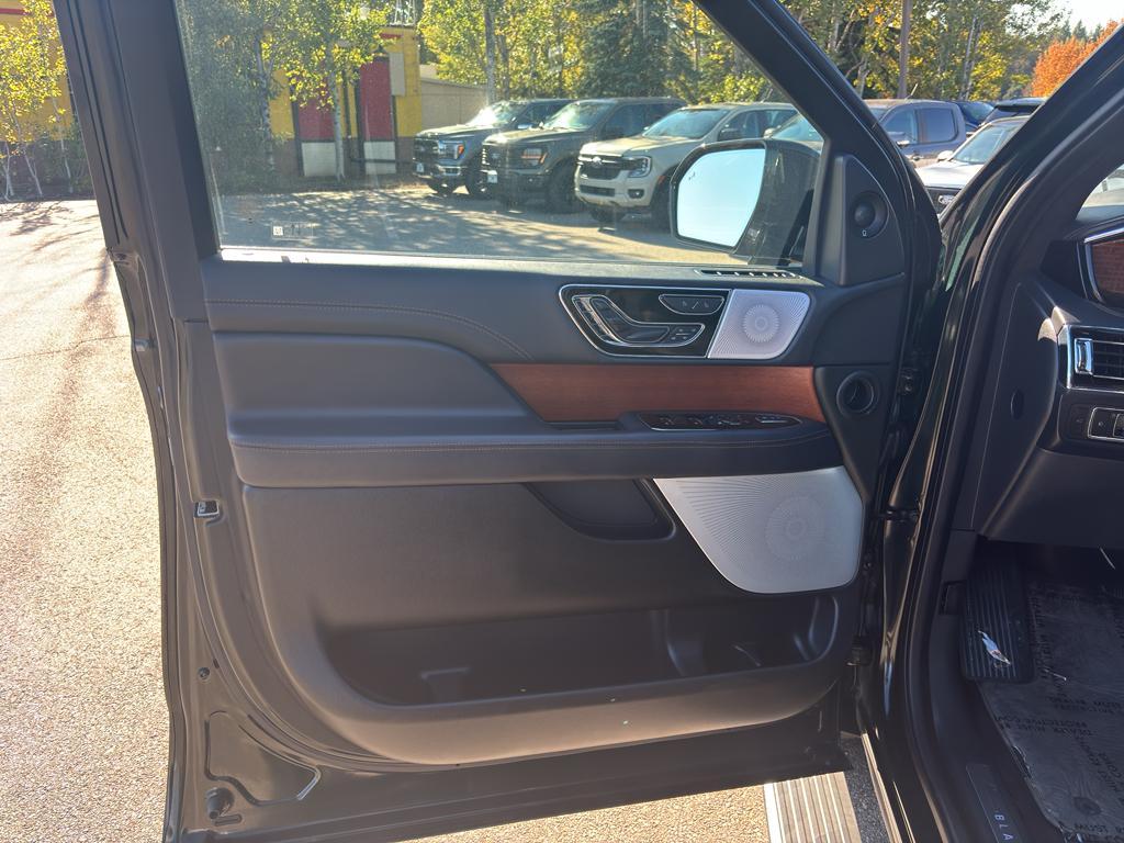 used 2024 Lincoln Navigator car, priced at $92,584