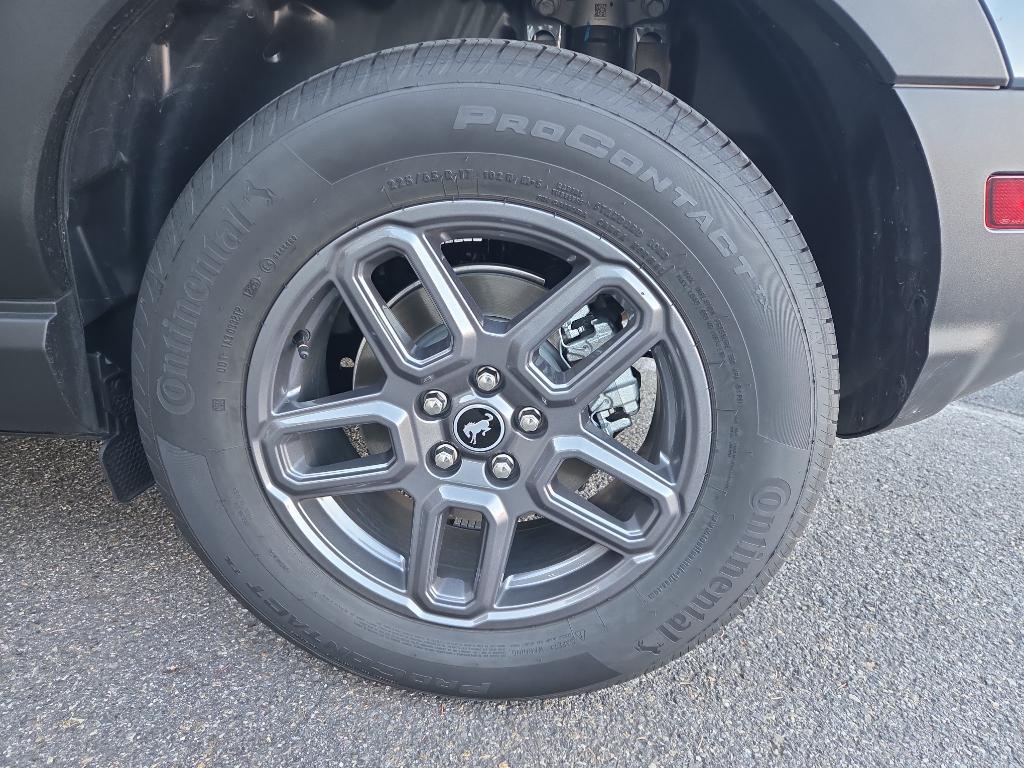 new 2025 Ford Bronco Sport car, priced at $32,096
