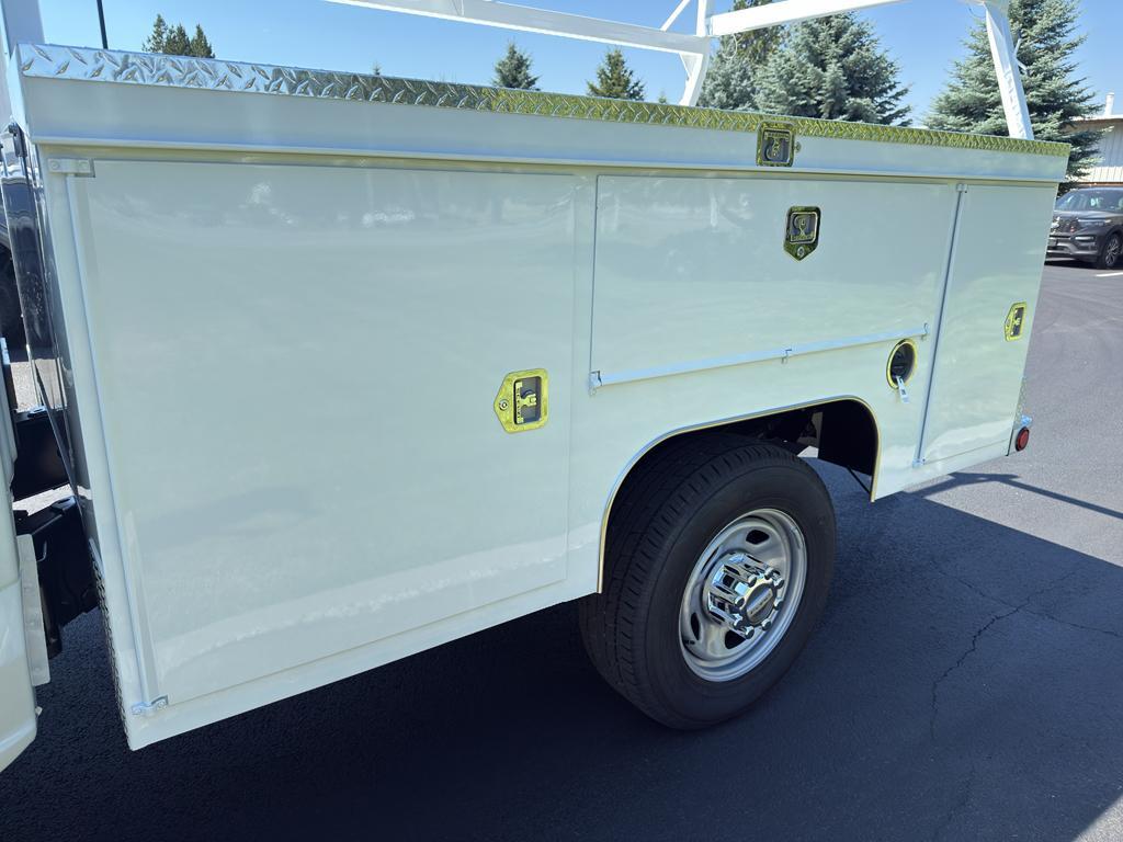 new 2025 Ford F-350 car, priced at $58,310