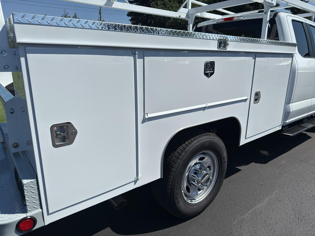 new 2025 Ford F-350 car, priced at $58,310