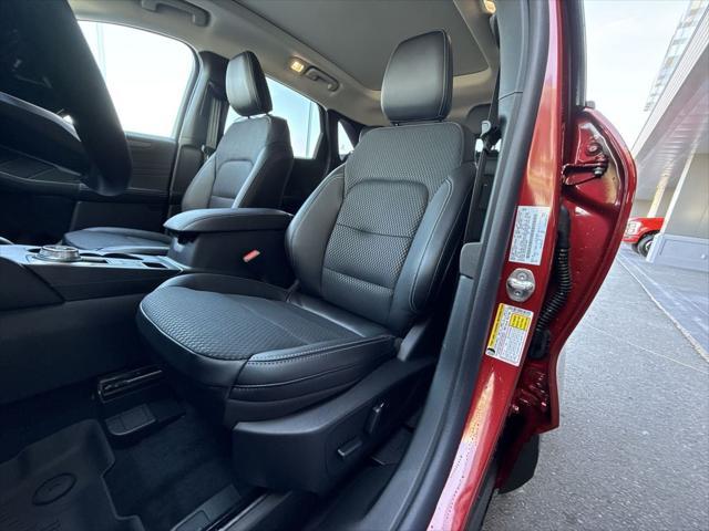 new 2025 Ford Escape car, priced at $40,042
