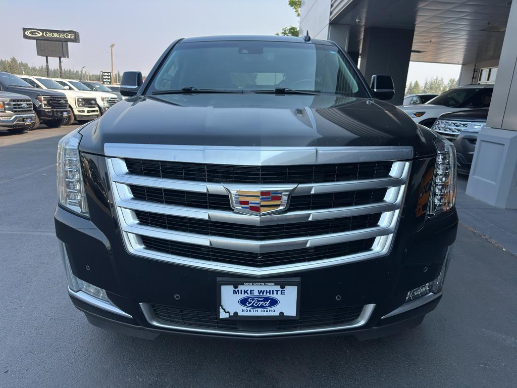 used 2015 Cadillac Escalade car, priced at $19,995