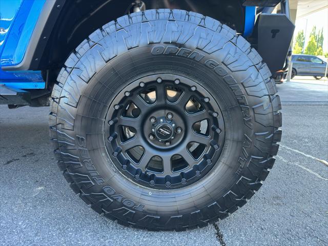 used 2021 Jeep Gladiator car, priced at $32,995