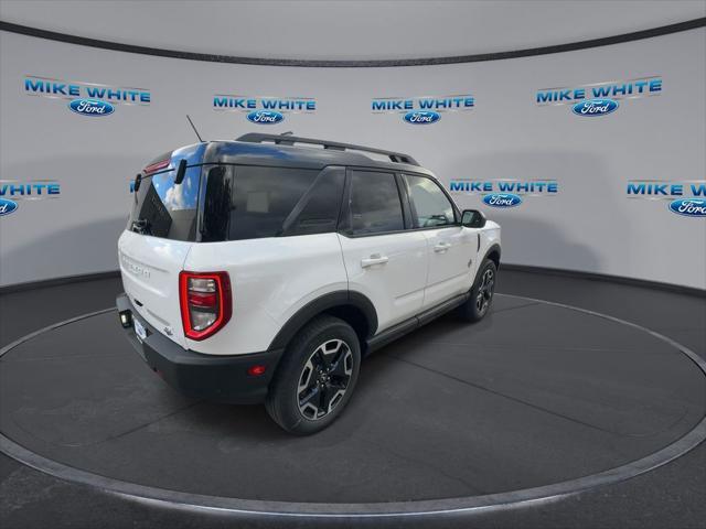 new 2024 Ford Bronco Sport car, priced at $38,047