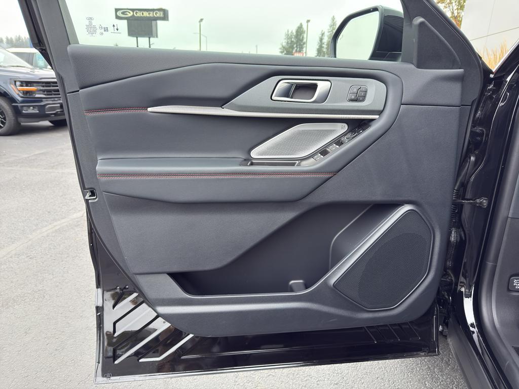 new 2025 Ford Explorer car, priced at $61,860
