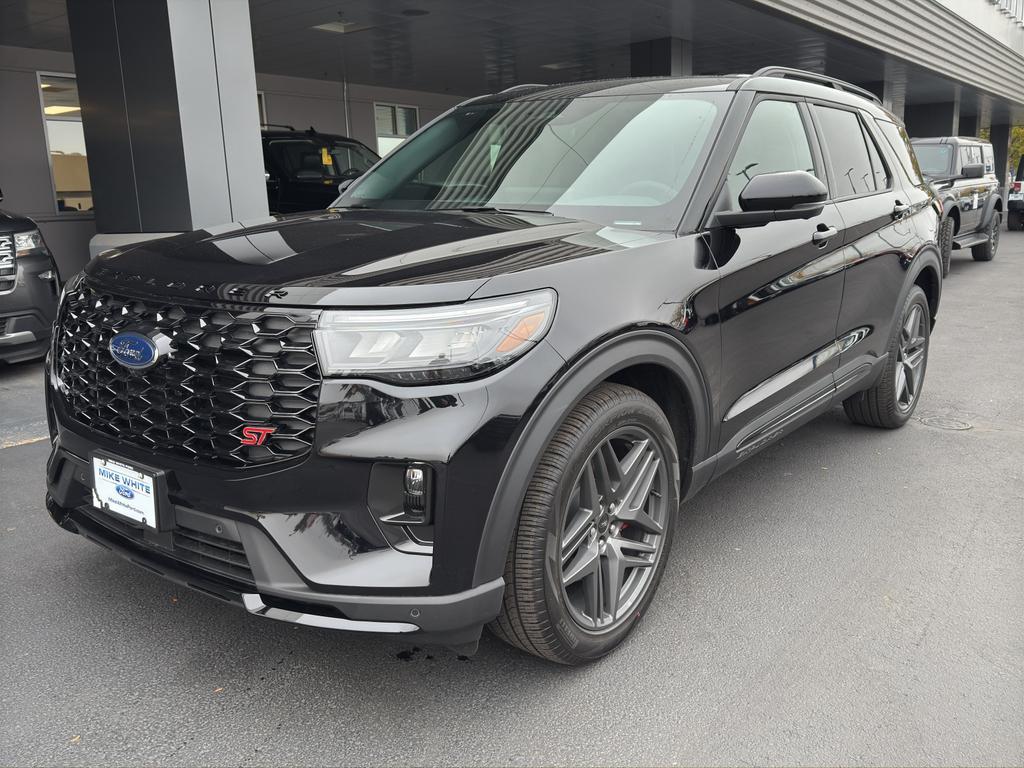 new 2025 Ford Explorer car, priced at $61,860